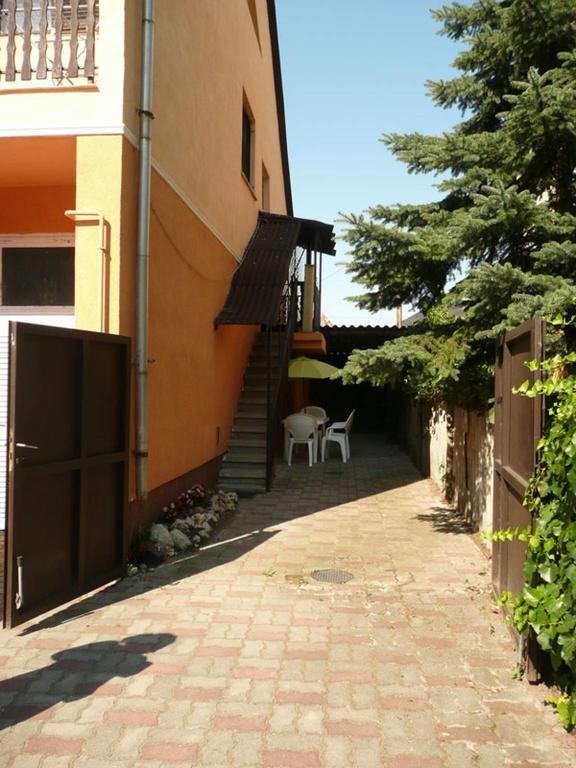 Orchidea Apartman Tata Zimmer foto